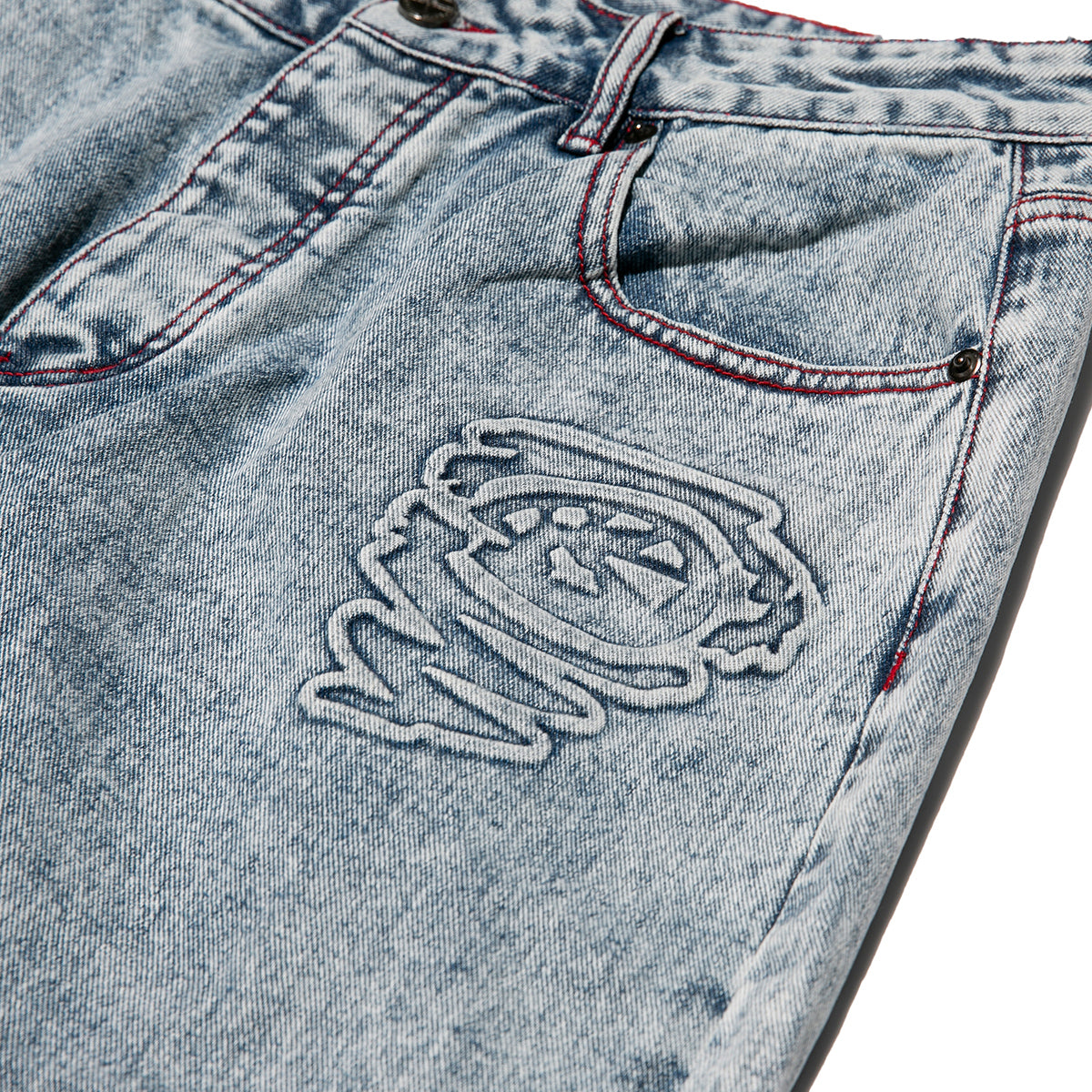 The Worm Emboss Jeans-Acid Wash